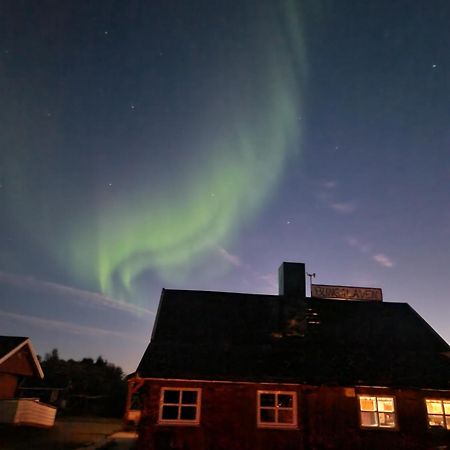 Bungalaven Lodge As Børselv Buitenkant foto