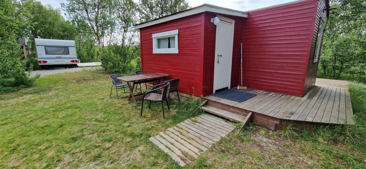Bungalaven Lodge As Børselv Buitenkant foto