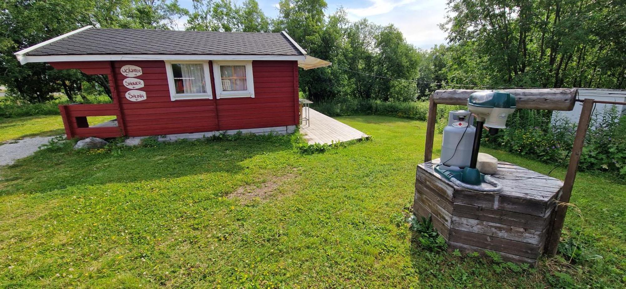 Bungalaven Lodge As Børselv Buitenkant foto