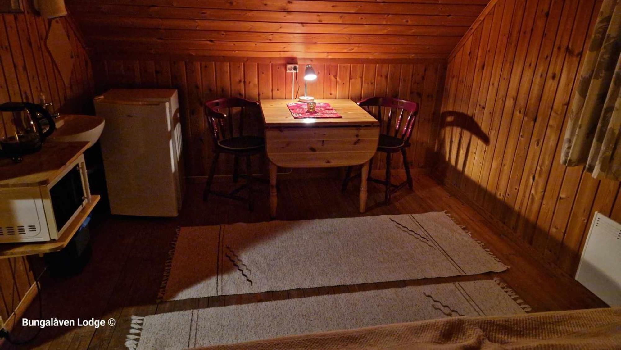 Bungalaven Lodge As Børselv Buitenkant foto